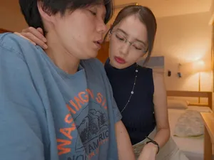 Anh trai bỏ nhà đi khi cãi nhau với người yêu của anh trai, cậu em trai ở nhà số hưởng
