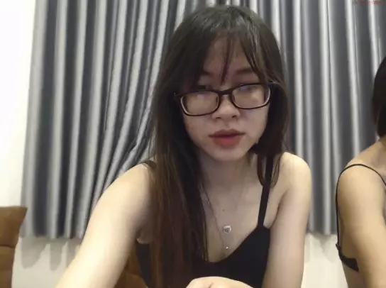 Anh địt người yêu em nhẹ thôi em xót lắm
